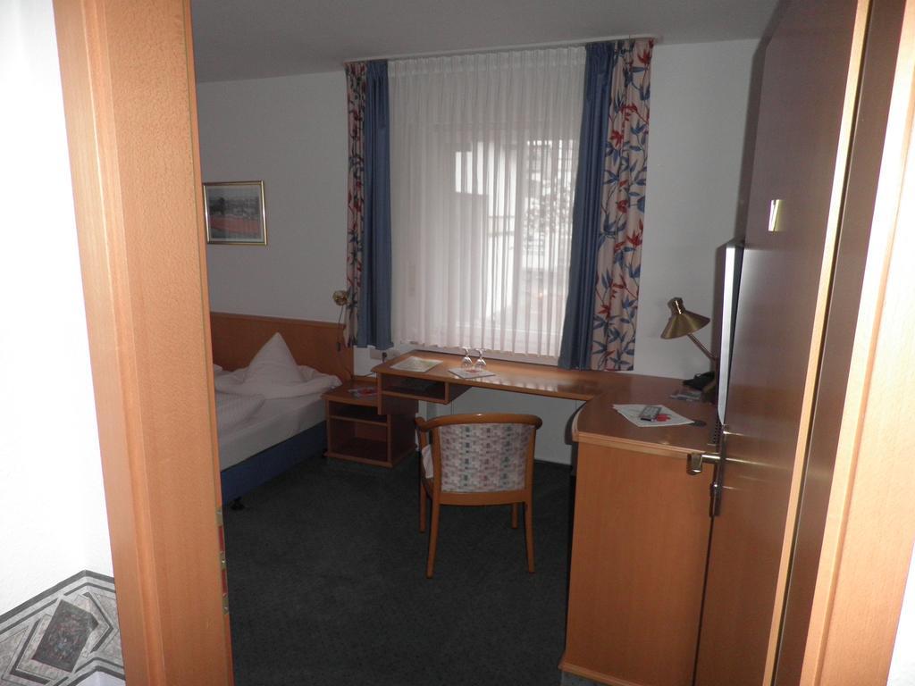 Haarener Hof 3*