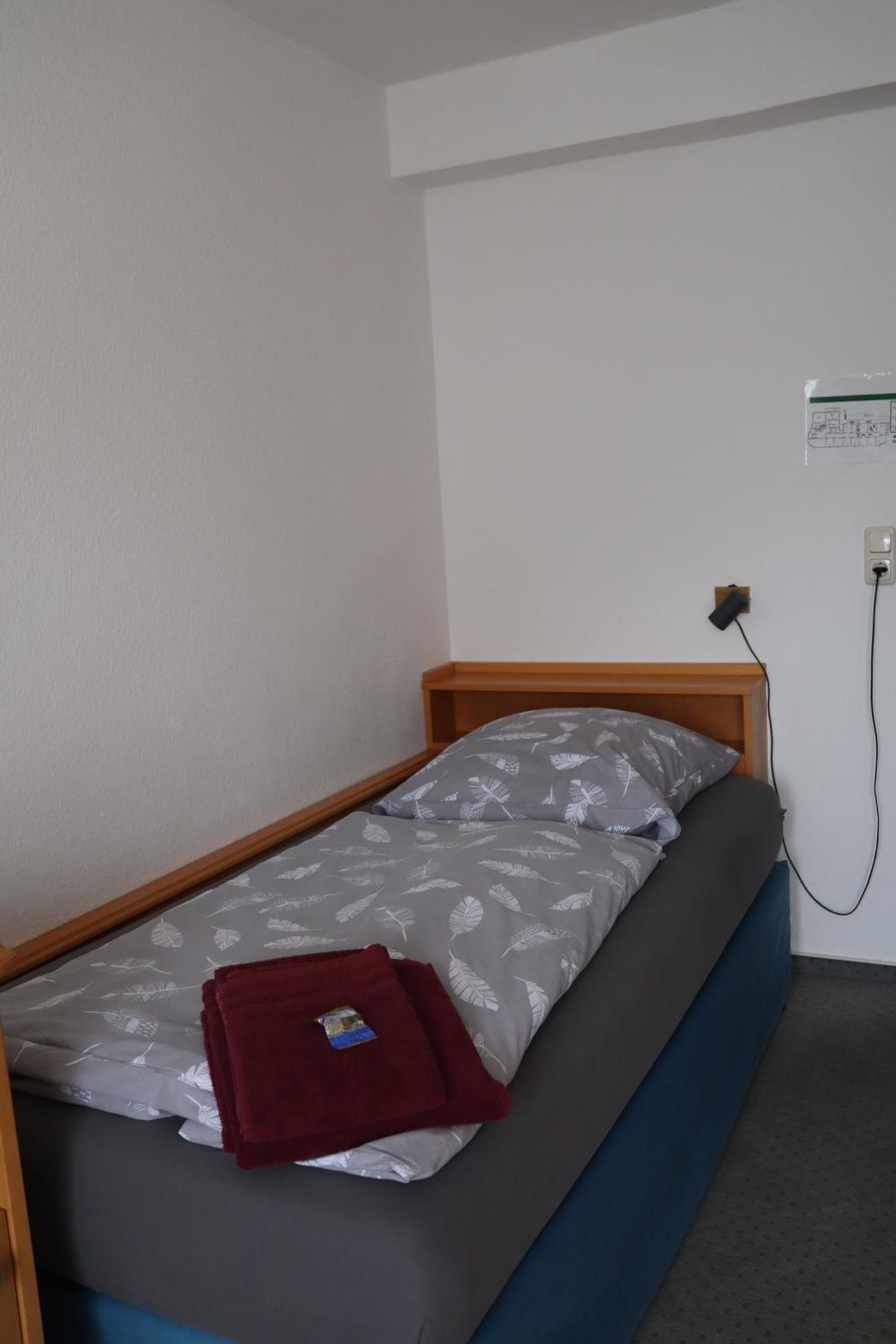 Haarener Hof 3*