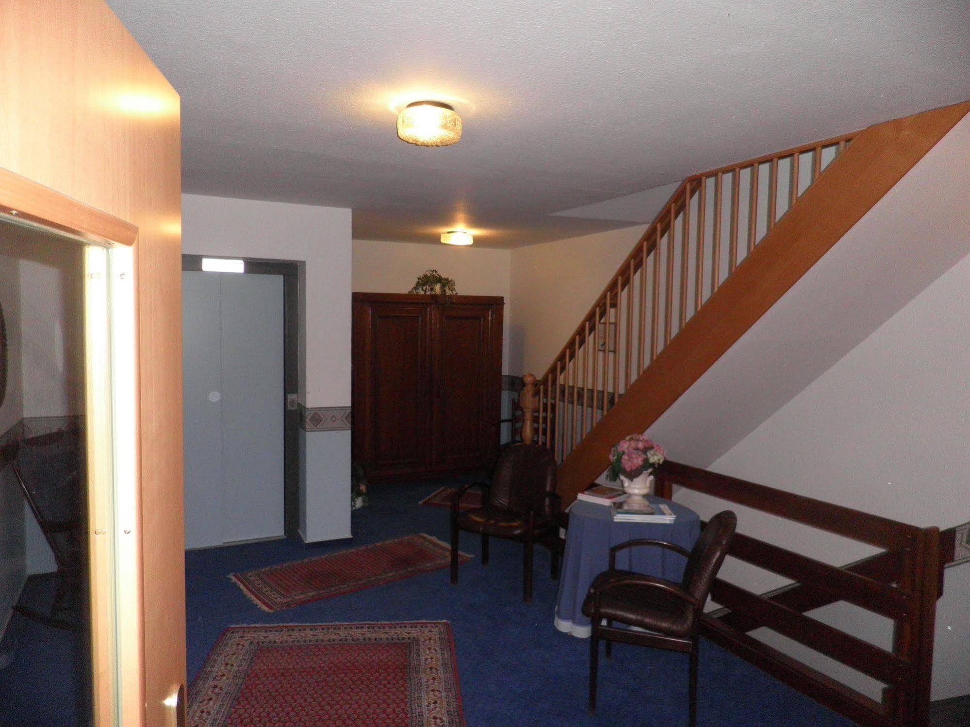Haarener Hof 3*