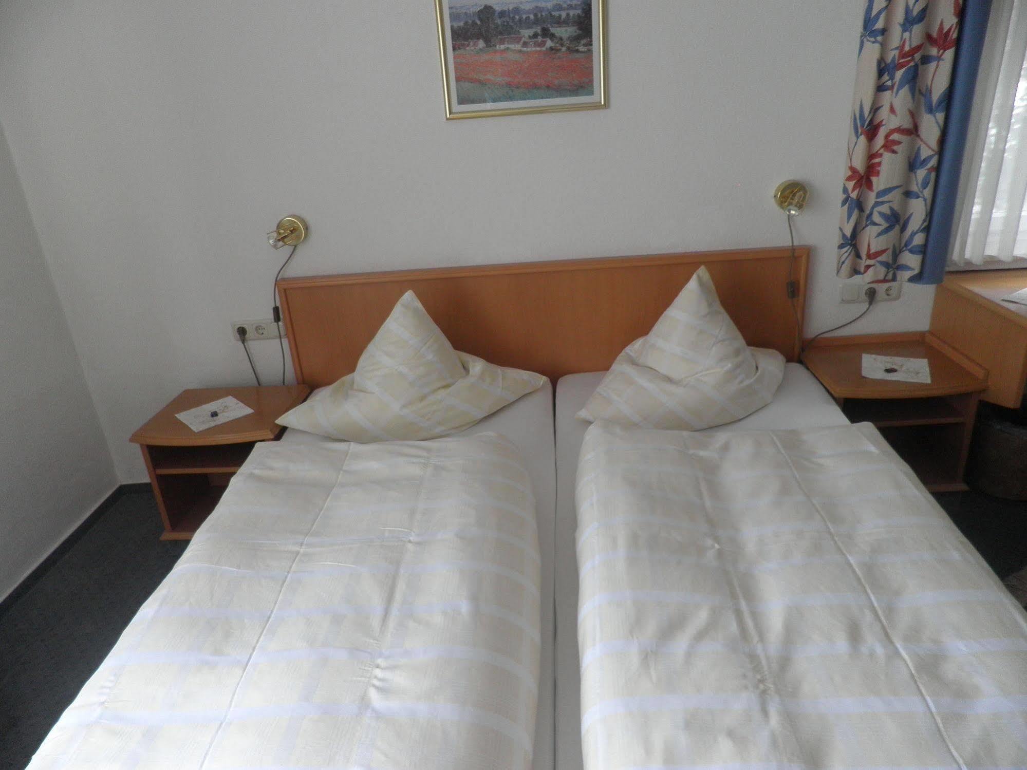 Haarener Hof Hotel 3*